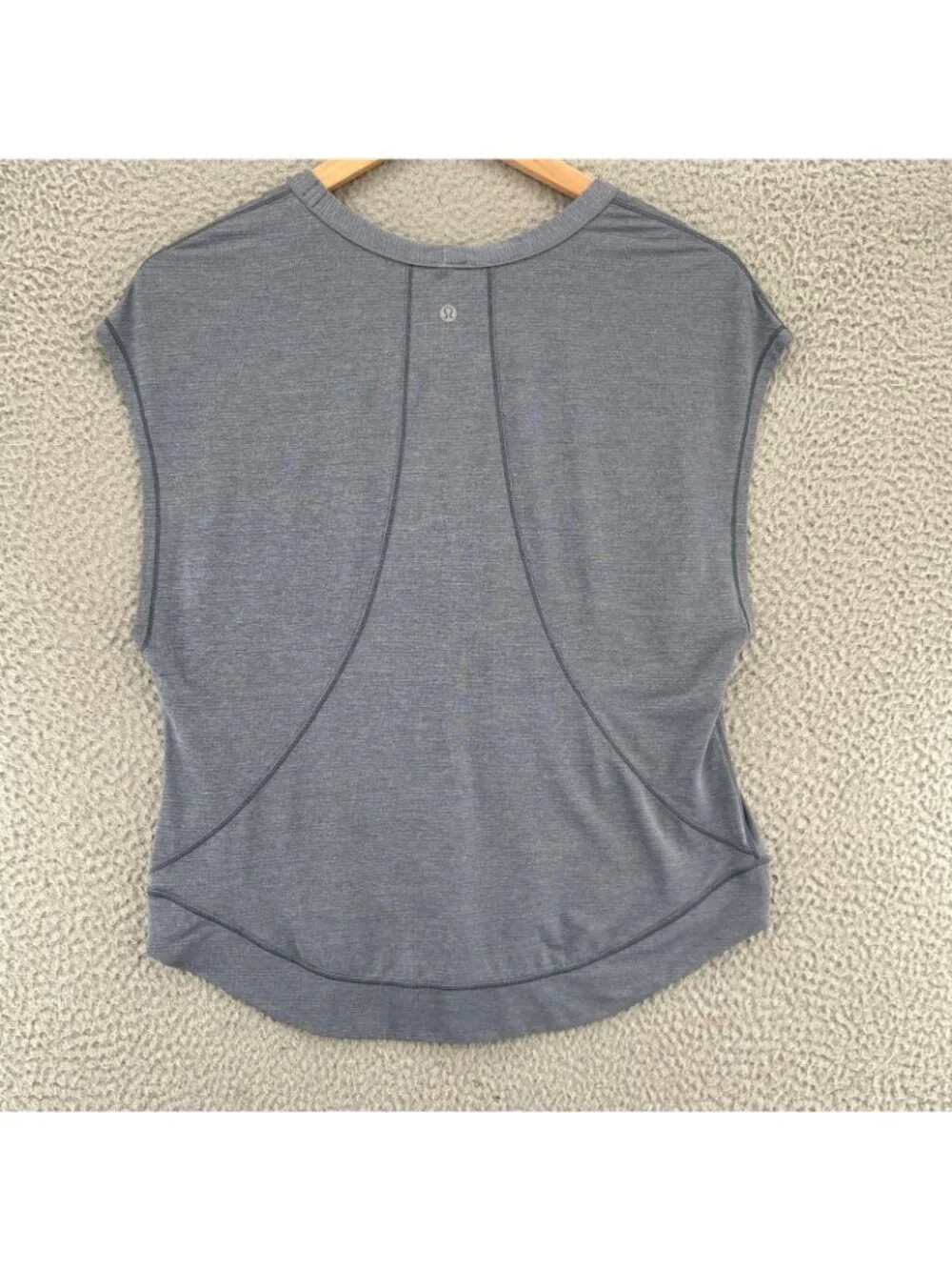Lululemon Pace Perfect Short Sleeve Heathered Sterling Top Womens 10 Gray Tank